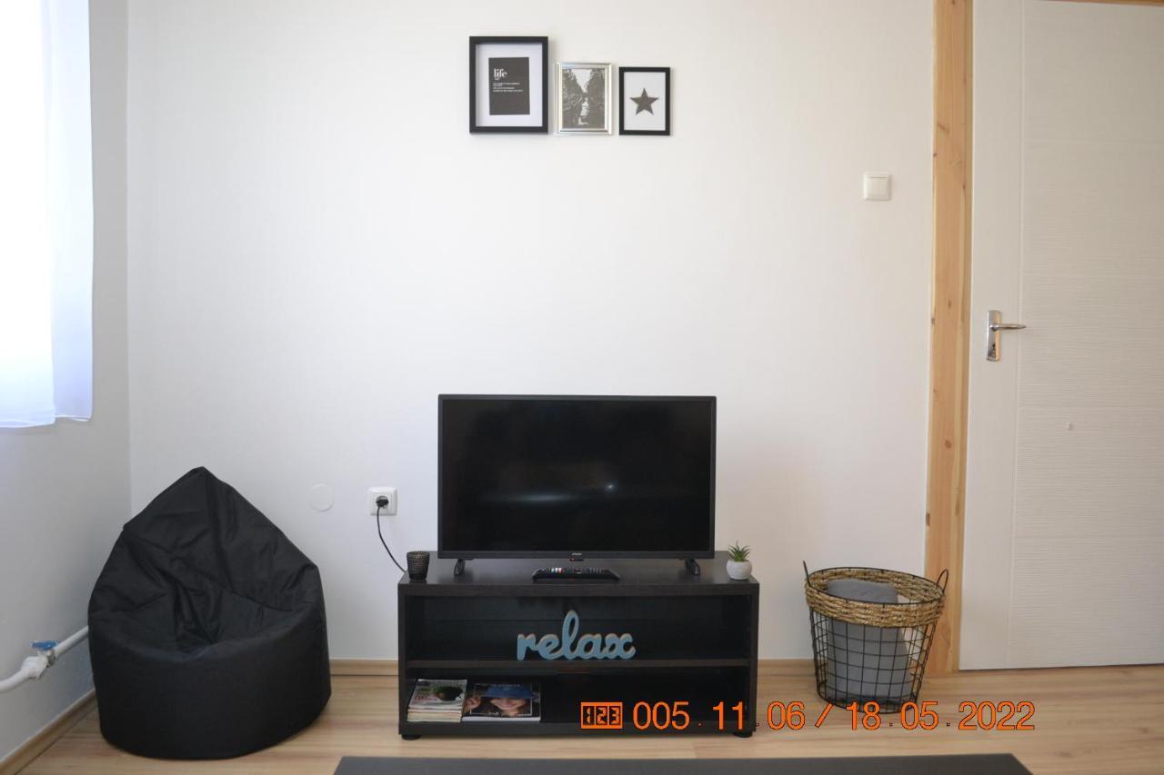 Sziget Apartman Eger Exterior foto