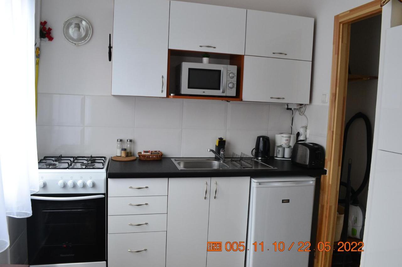 Sziget Apartman Eger Exterior foto